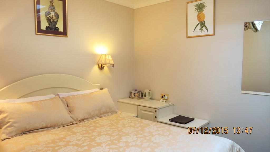 Hunters Lodge Guest House Southampton Buitenkant foto