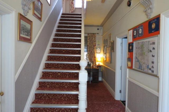 Hunters Lodge Guest House Southampton Buitenkant foto